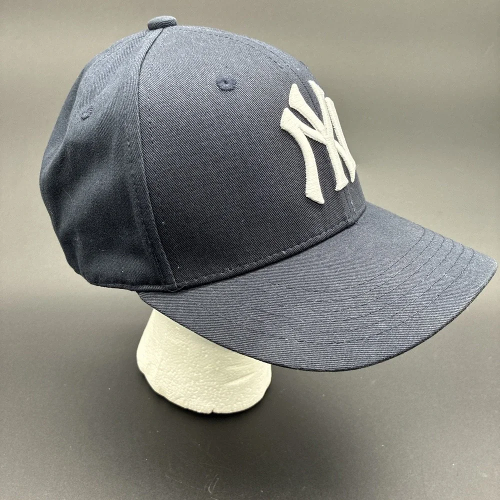 NY Yankees Snapback Hat Melonwear One Size Blue OG MLB Wendy's Back Patch